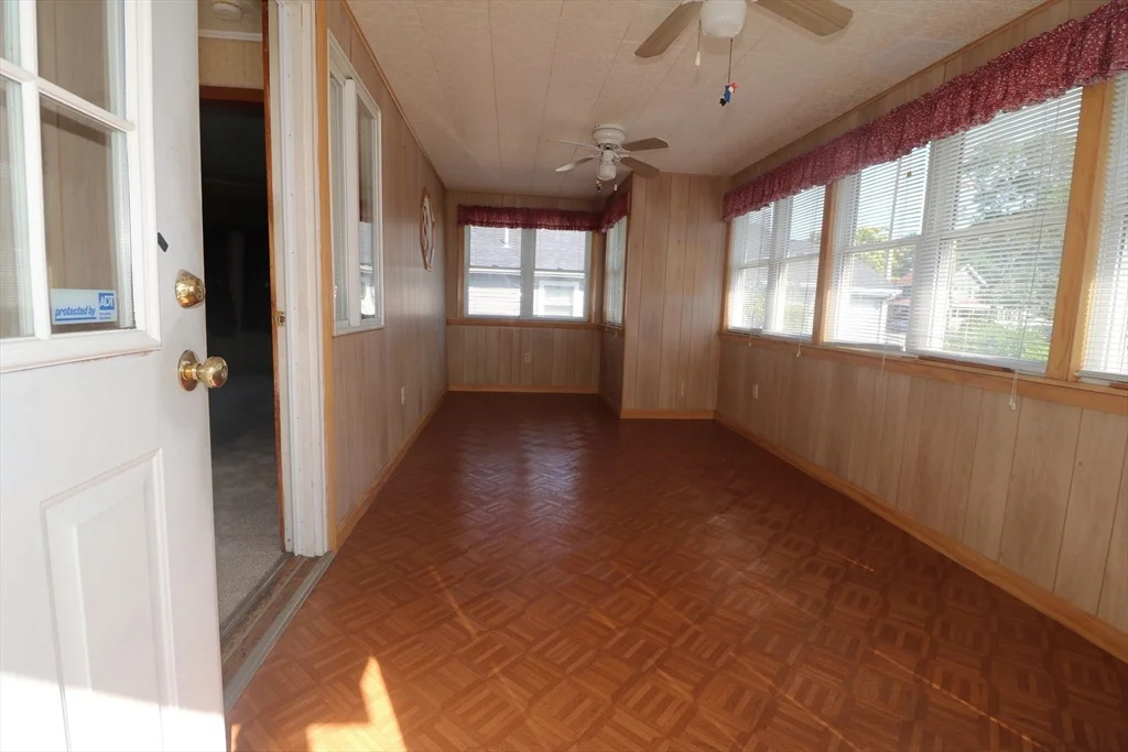 2 bed, 1 bath apartment for rent at 844 Washington St, Weymouth — photo 8 of 14