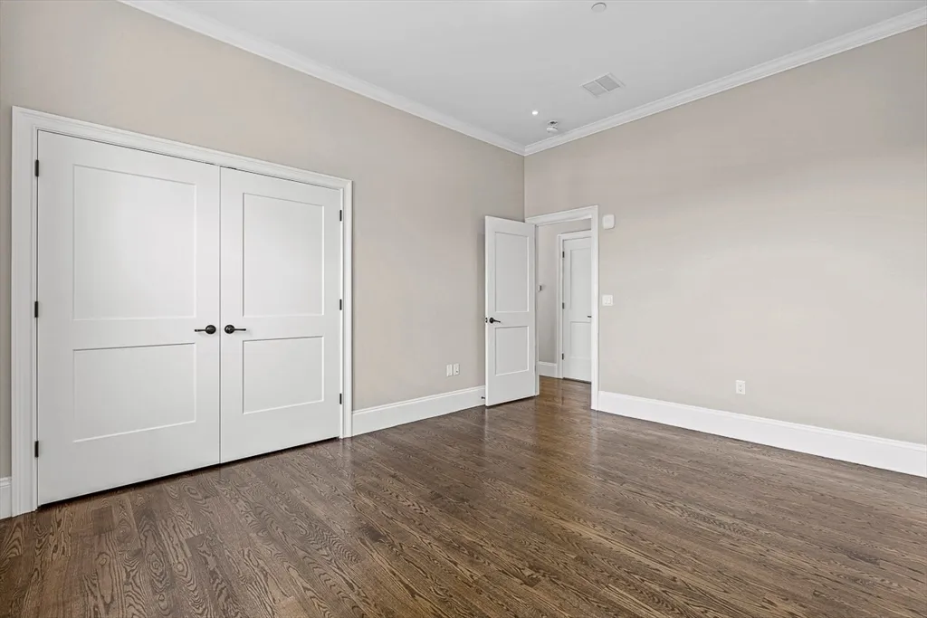 3 bed, 2 bath apartment for rent at 846 Main St Unit 3, Winchester — photo 14 of 36