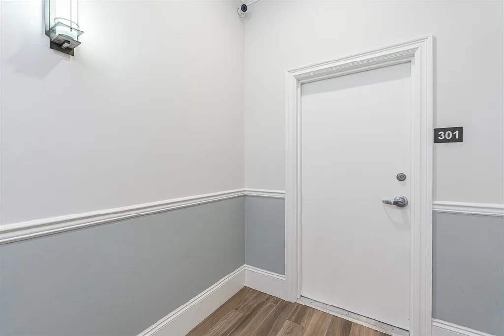 3 bed, 2 bath apartment for rent at 846 Main St Unit 3, Winchester — photo 34 of 36