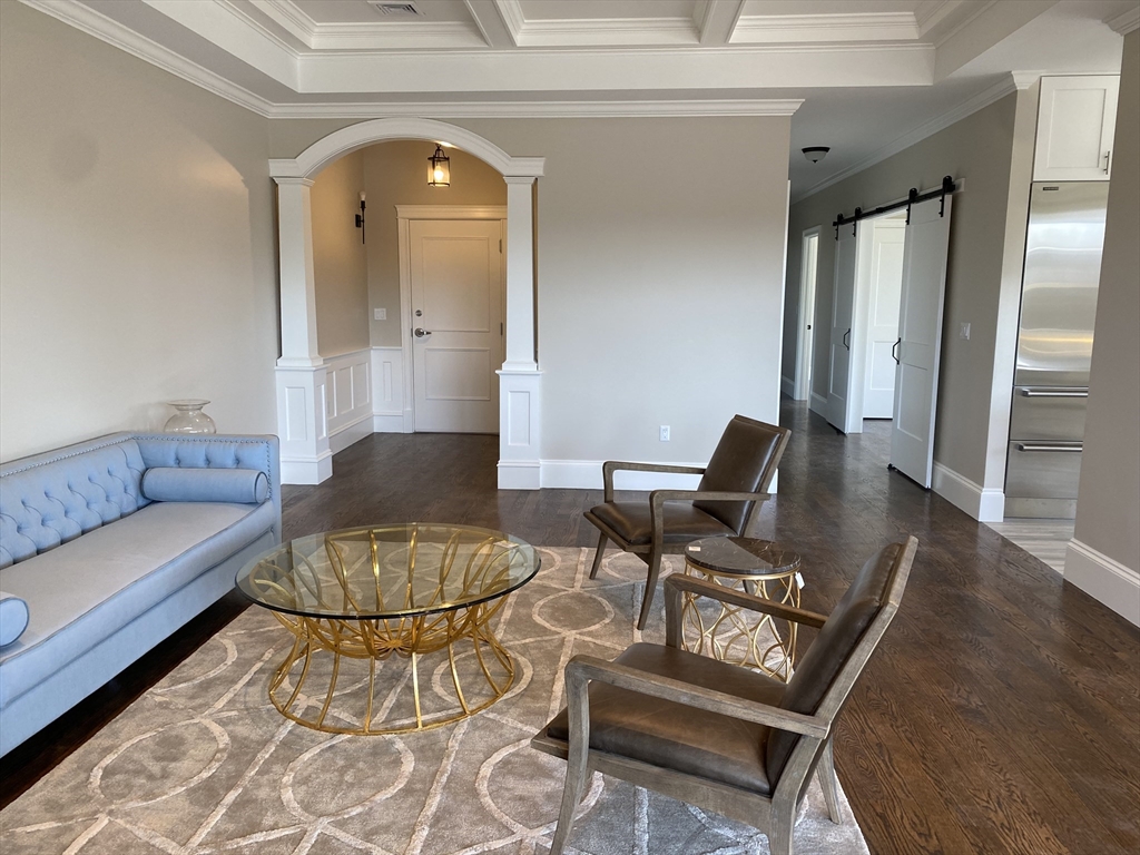 3 bed, 2 bath apartment for rent at 846 Main St Unit 4, Winchester — photo 13 of 18