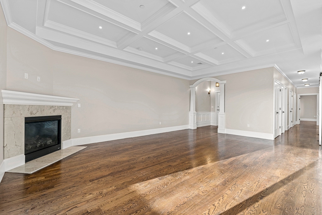 3 bed, 2 bath apartment for rent at 846 Main St Unit III, Winchester — photo 7 of 35