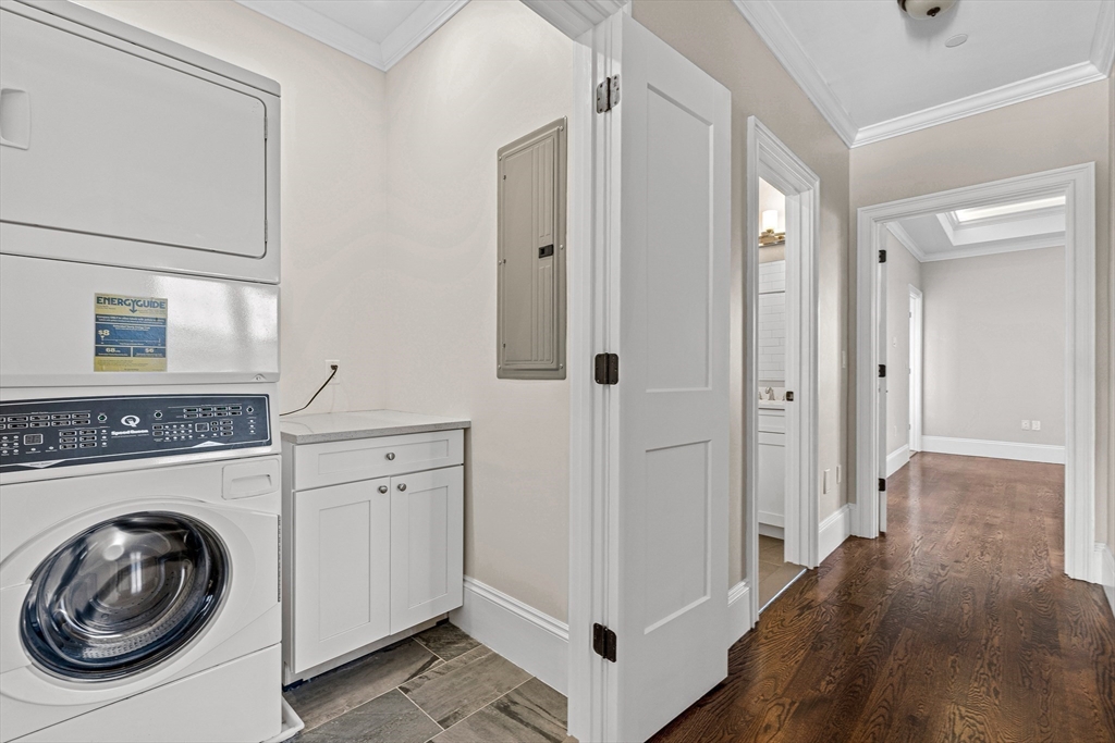 3 bed, 2 bath apartment for rent at 846 Main St Unit III, Winchester — photo 23 of 35
