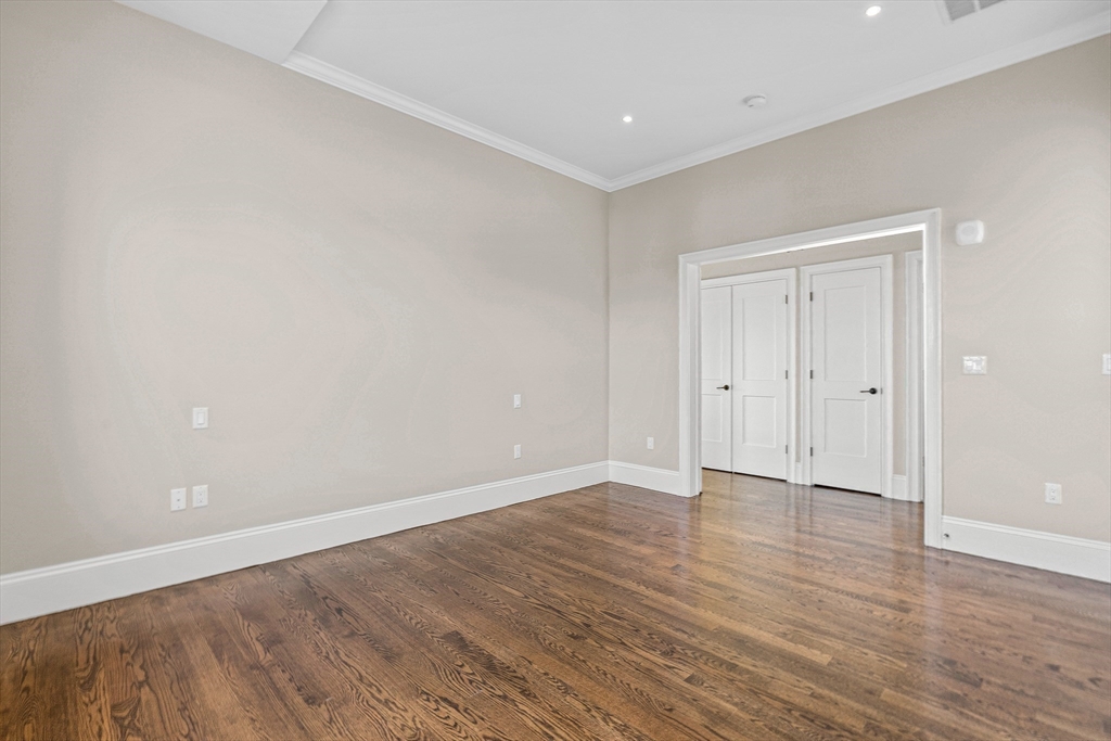 3 bed, 2 bath apartment for rent at 846 Main St Unit IV, Winchester — photo 29 of 36