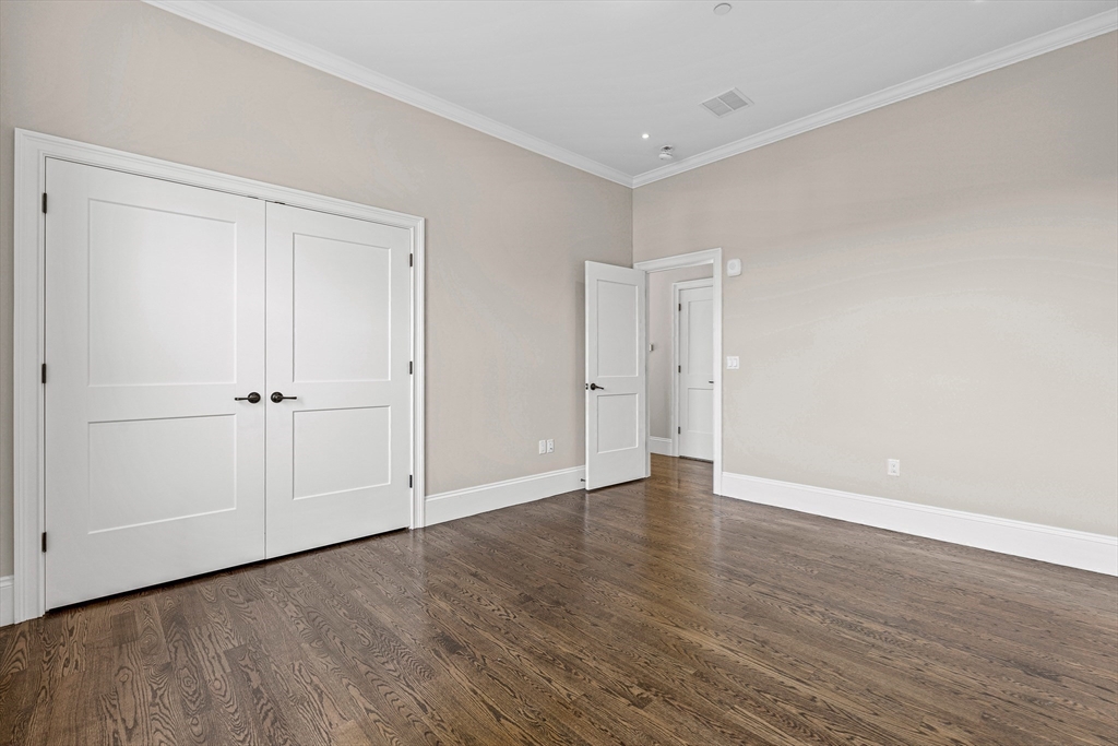 3 bed, 2 bath apartment for rent at 846 Main St Unit IV, Winchester — photo 27 of 36