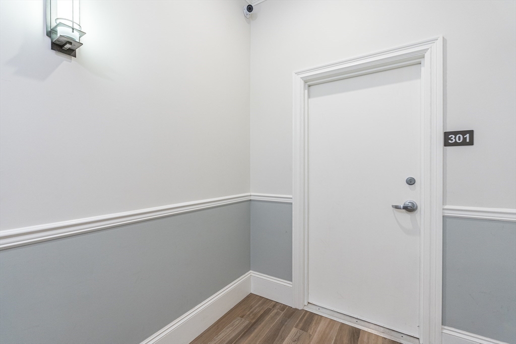 3 bed, 2 bath apartment for rent at 846 Main St Unit IV, Winchester — photo 8 of 36