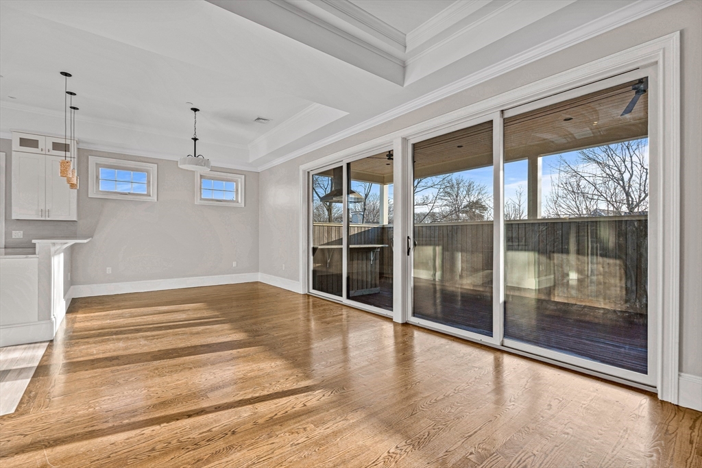 3 bed, 2 bath apartment for rent at 846 Main St Unit IV, Winchester — photo 3 of 36