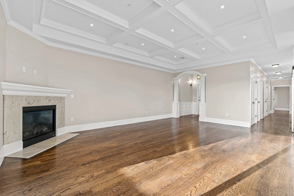 3 bed, 2 bath apartment for rent at 846 Main St Unit IV, Winchester — photo 30 of 36