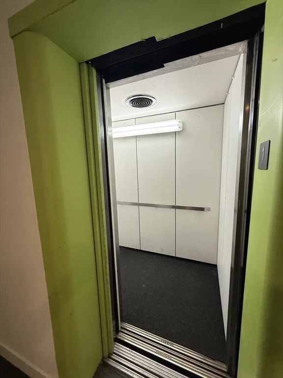 2 bed, 1 bath apartment for rent at 846 Massachusetts Ave Unit 4A, Arlington Heights — photo 17 of 20