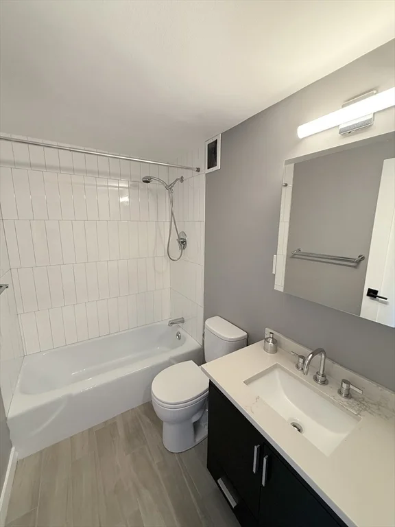 2 bed, 1 bath apartment for rent at 846 Massachusetts Ave Unit 4A, Arlington Heights — photo 12 of 20