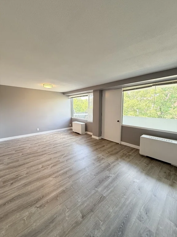 2 bed, 1 bath apartment for rent at 846 Massachusetts Ave Unit 4A, Arlington Heights — photo 2 of 20
