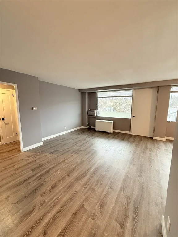 2 bed, 1 bath apartment for rent at 846 Massachusetts Ave Unit 5D, Arlington Heights — photo 3 of 18