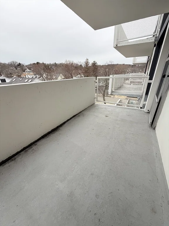 2 bed, 1 bath apartment for rent at 846 Massachusetts Ave Unit 5D, Arlington Heights — photo 4 of 18