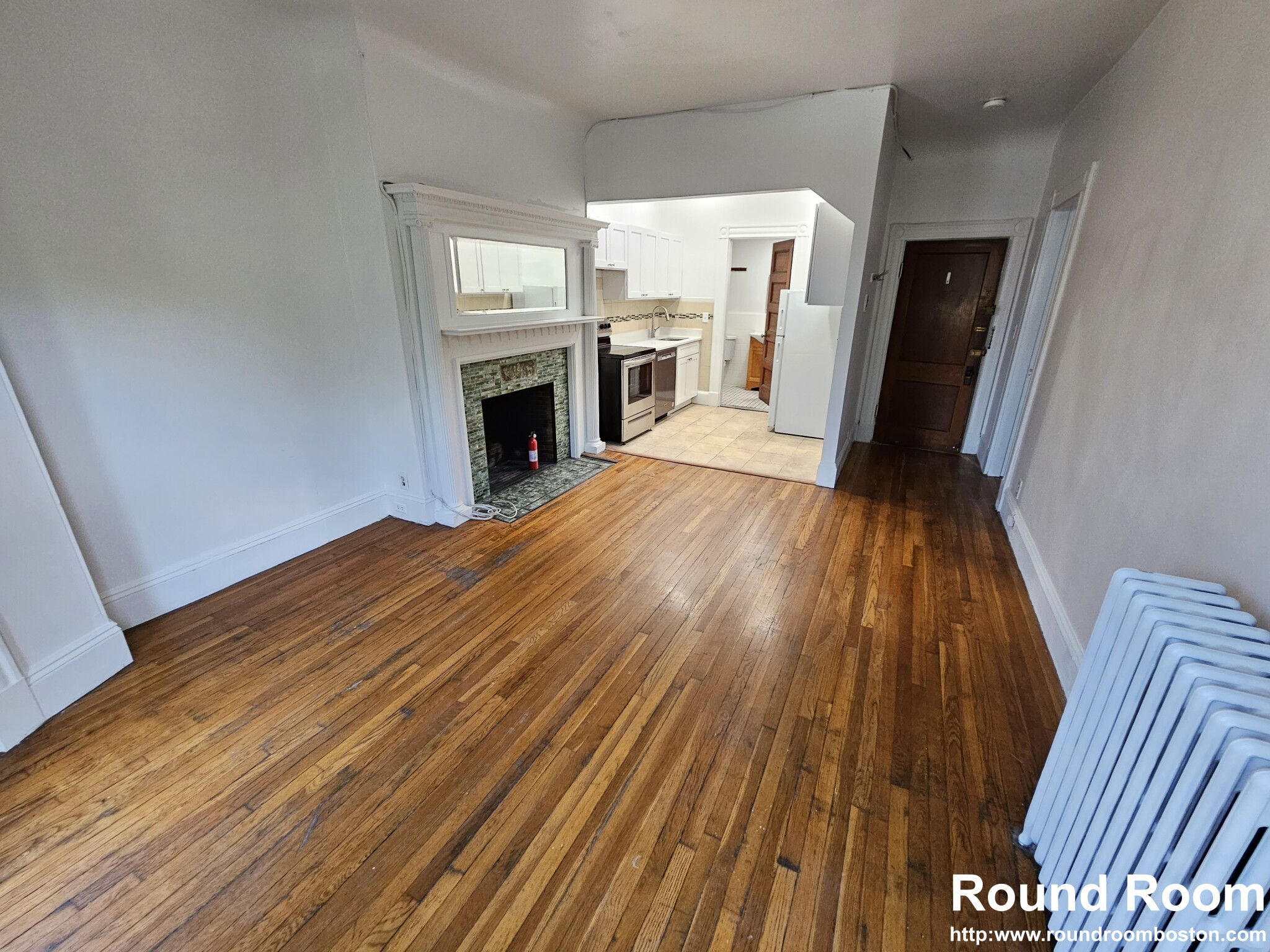1 bed, 1 bath apartment for rent at 847 Beacon St Unit 3, Fenway — photo 3 of 10
