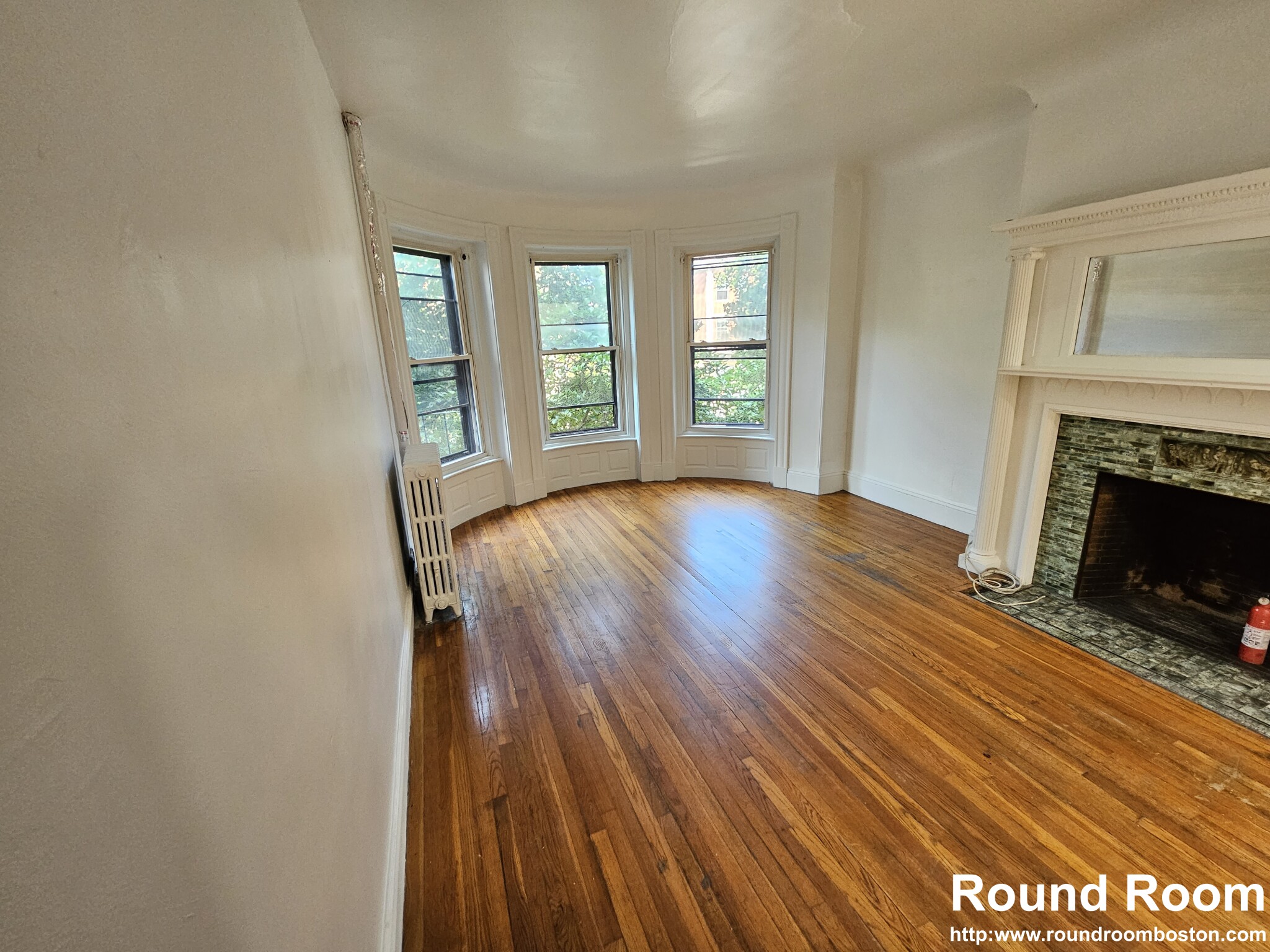 1 bed, 1 bath apartment for rent at 847 Beacon St Unit 3, Fenway — photo 1 of 10