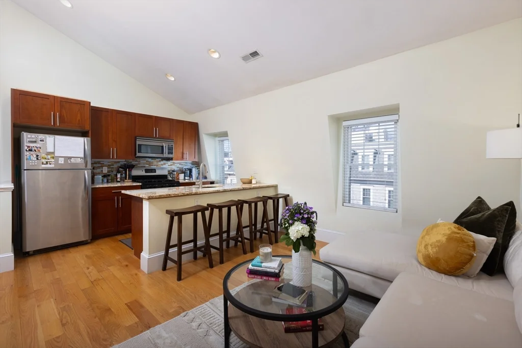 1 bed, 1 bath apartment for rent at 847 East 4th St Unit 3, South Boston