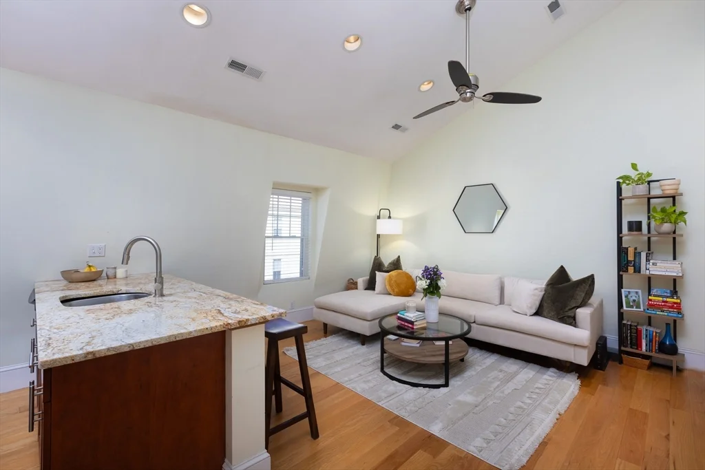 1 bed, 1 bath apartment for rent at 847 East 4th St Unit 3, South Boston — photo 2 of 7