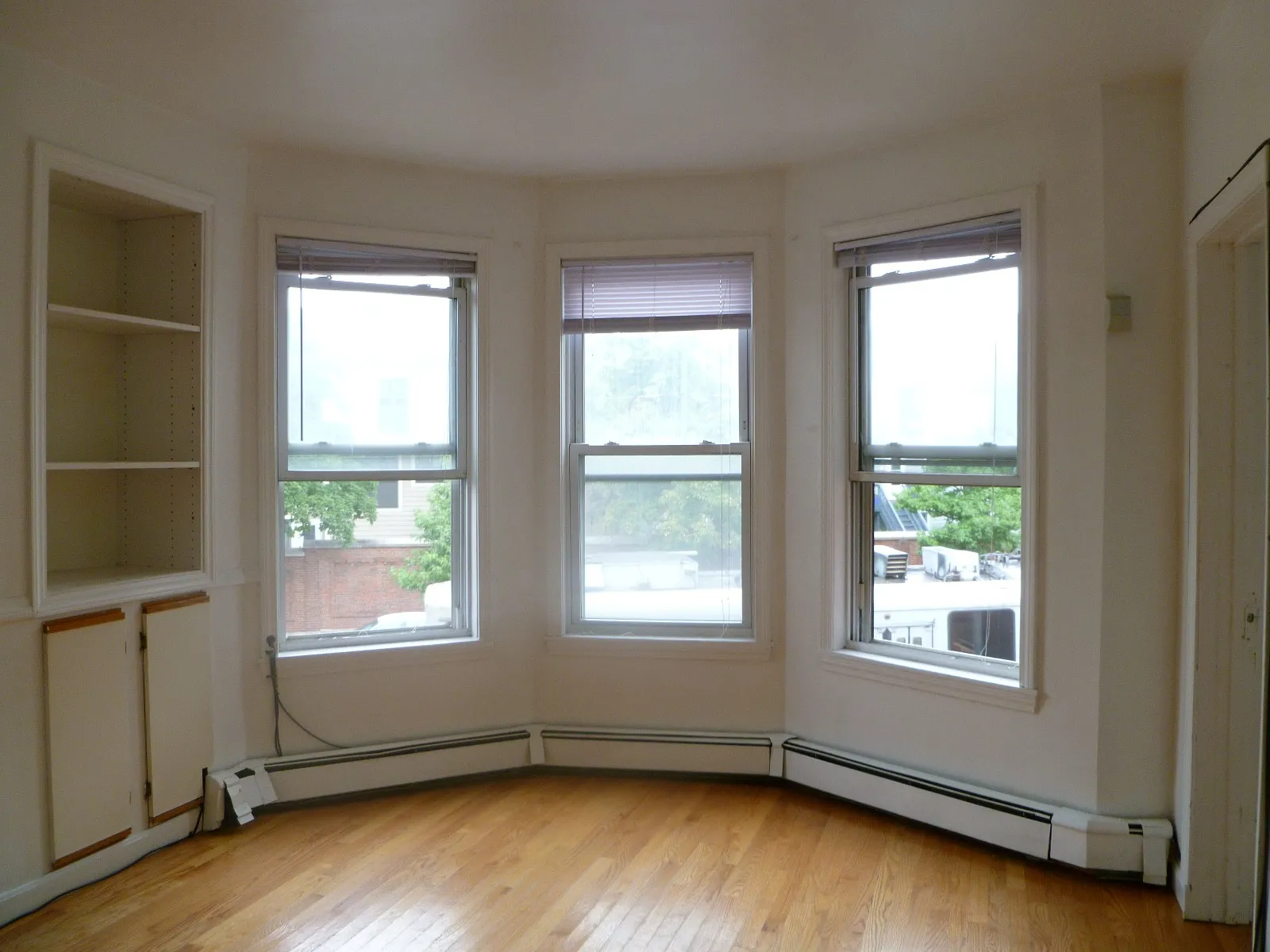 3 bed, 1 bath apartment for rent at 848 Huntington Ave Unit 2, Mission Hill — photo 1 of 3