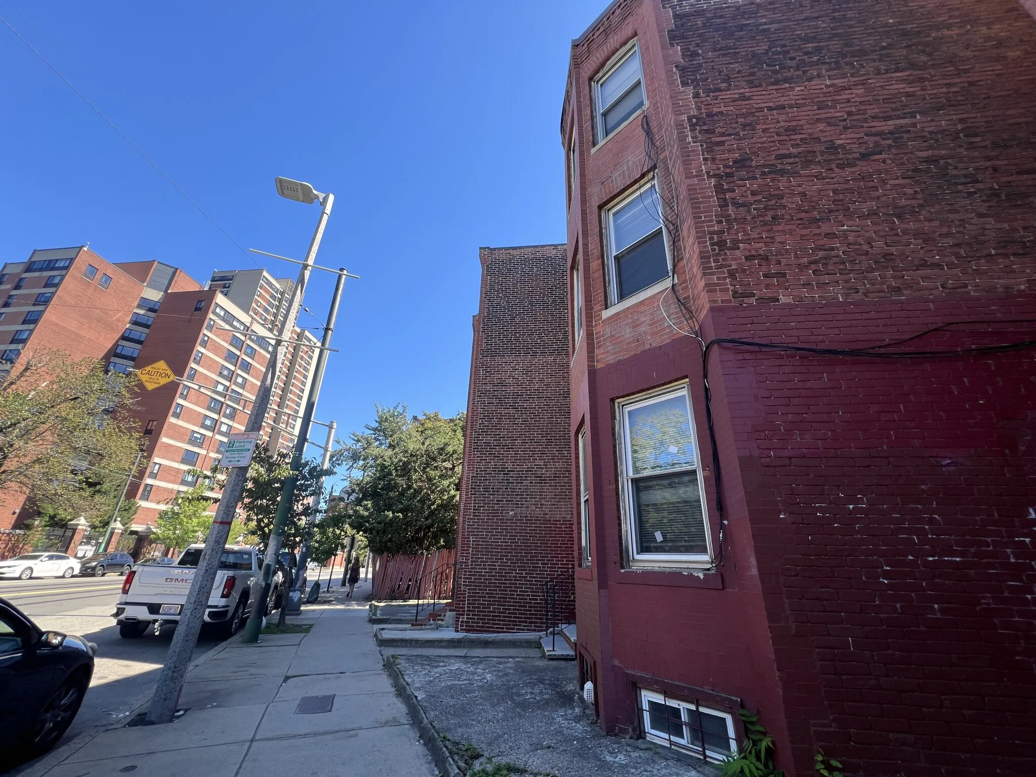 3 bed, 1 bath apartment for rent at 848 Huntington Ave Unit 2, Mission Hill — photo 8 of 8