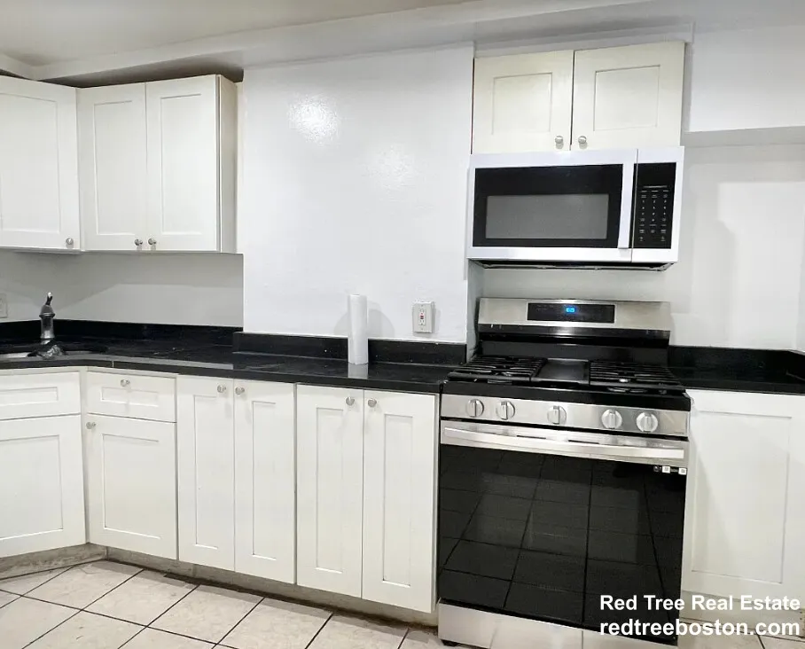 3 bed, 1 bath apartment for rent at 848 Huntington Ave Unit 2, Mission Hill — photo 2 of 8