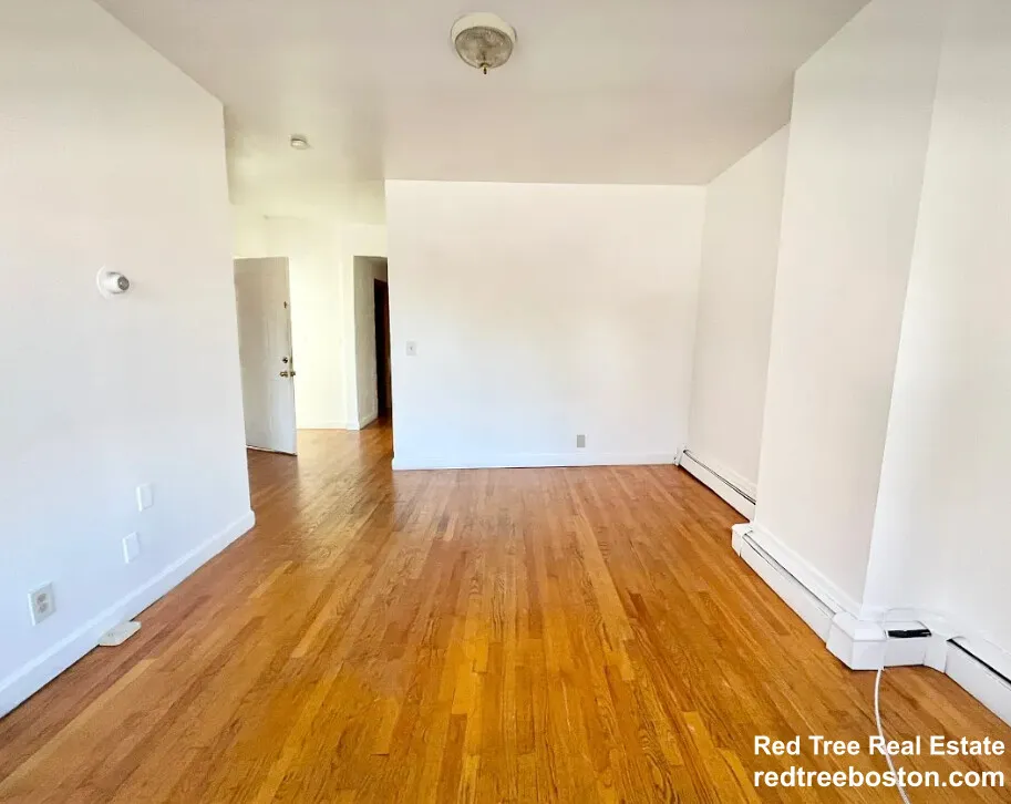 3 bed, 1 bath apartment for rent at 848 Huntington Ave Unit 3, Mission Hill — photo 7 of 21