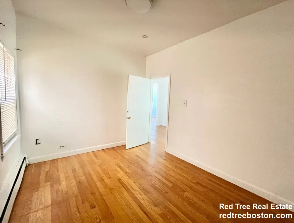 3 bed, 1 bath apartment for rent at 848 Huntington Ave Unit 3, Mission Hill — photo 6 of 21