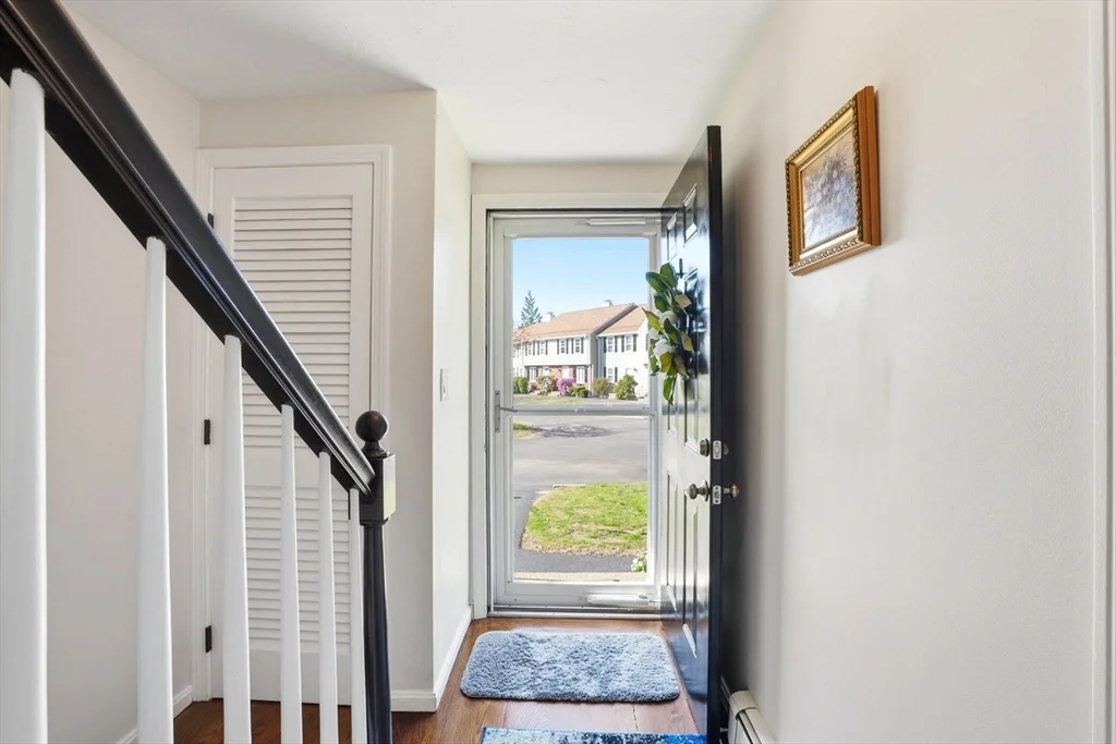 2 bed, 1 bath apartment for rent at 848 Plain St Unit 32, Marshfield — photo 2 of 18