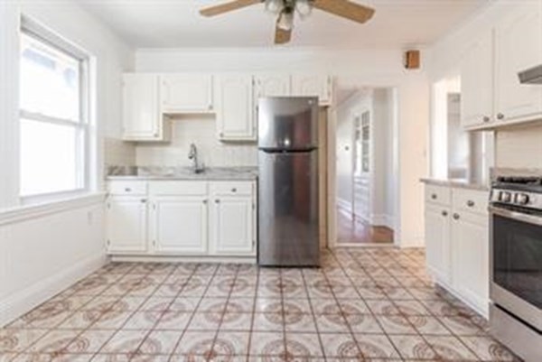 2 bed, 1 bath apartment for rent at 848 South Unit 2, Roslindale — photo 7 of 11