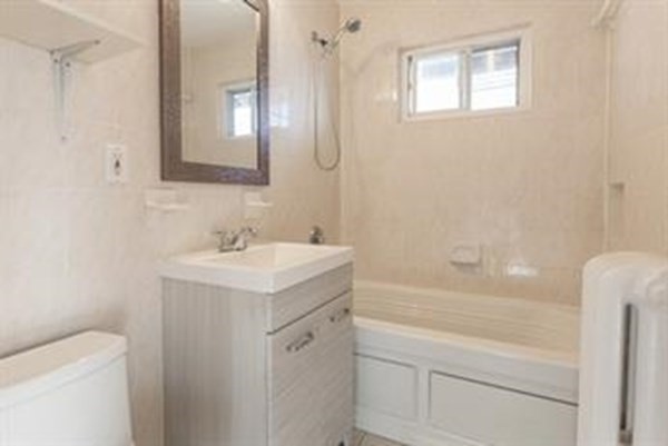 2 bed, 1 bath apartment for rent at 848 South Unit 2, Roslindale — photo 8 of 11