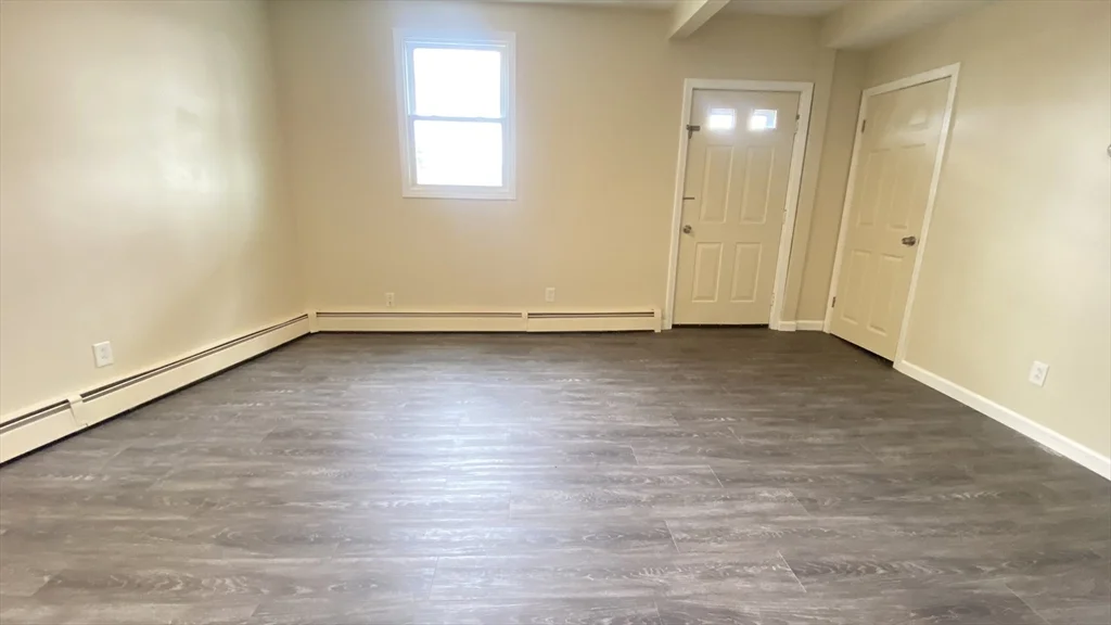 1 bed, 1 bath apartment for rent at 848 Western Ave Unit U2R, Lynn — photo 8 of 9