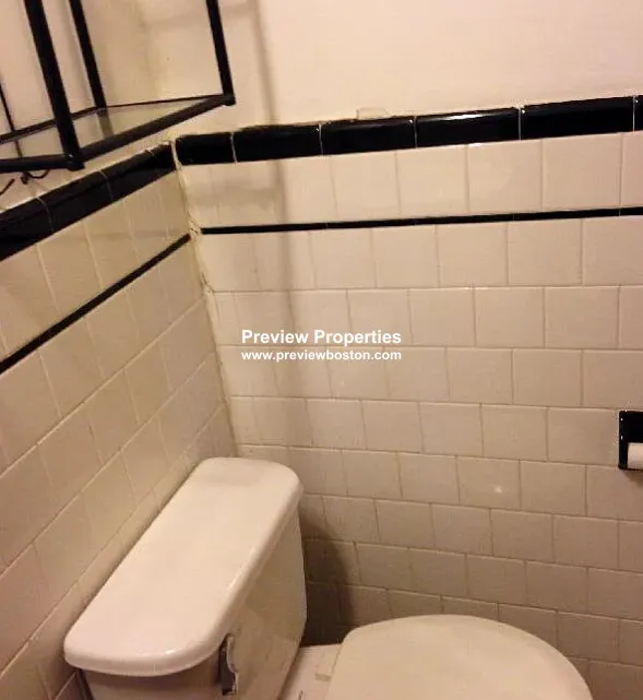 1 bed, 1 bath apartment for rent at 849 Beacon St Unit 2P, Fenway — photo 10 of 14