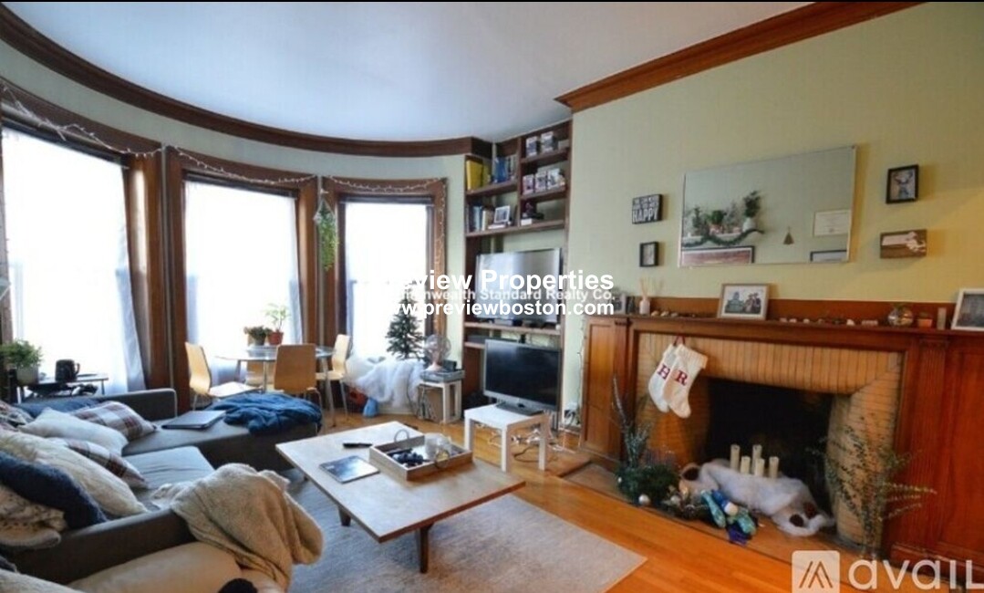 1 bed, 1 bath apartment for rent at 849 Beacon St Unit 3, Fenway — photo 13 of 14