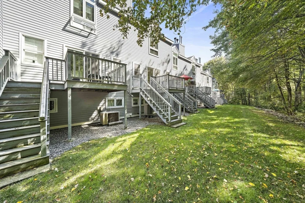 2 bed, 2 bath apartment for rent at 849 Boston Post Rd, E Unit 10D, Marlborough — photo 38 of 39