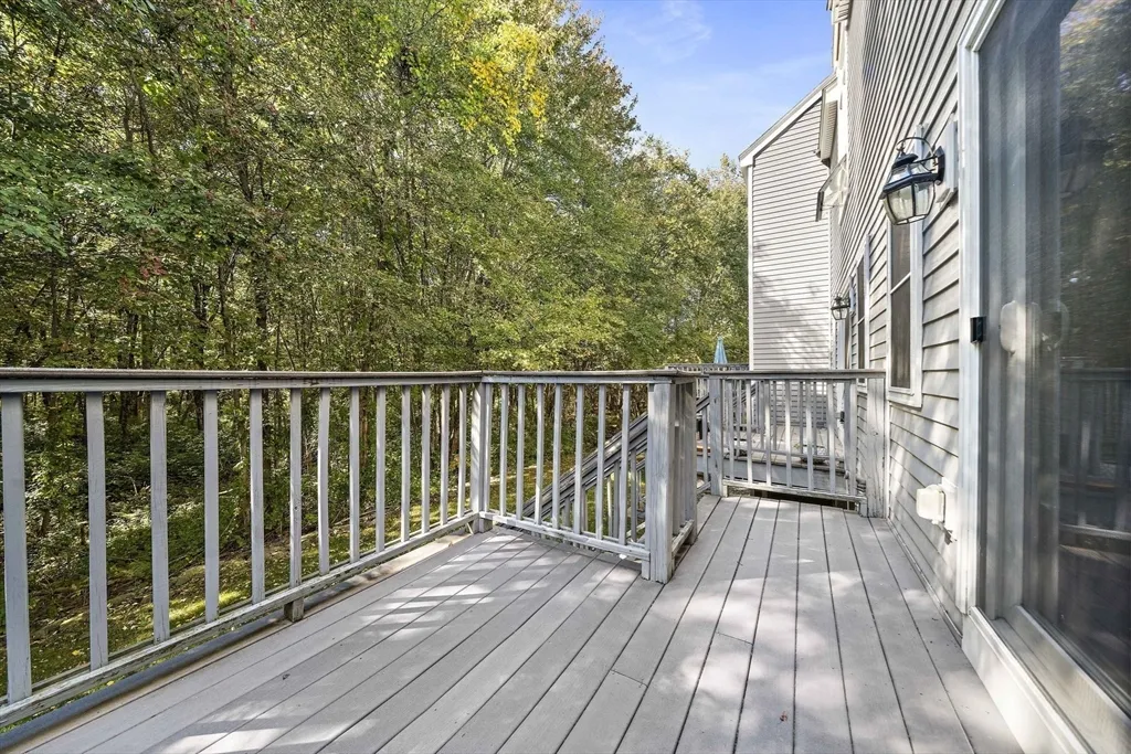 2 bed, 2 bath apartment for rent at 849 Boston Post Rd, E Unit 10D, Marlborough — photo 37 of 39
