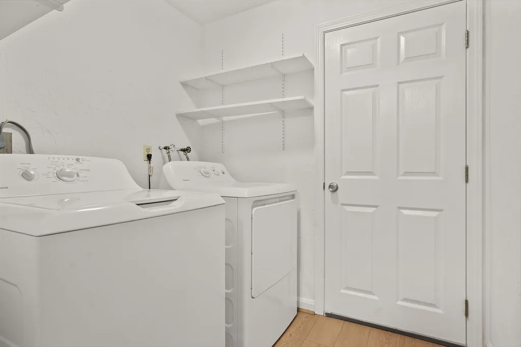 2 bed, 2 bath apartment for rent at 849 Boston Post Rd, E Unit 10D, Marlborough — photo 33 of 39