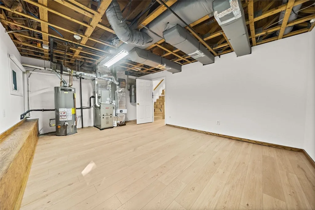 2 bed, 2 bath apartment for rent at 849 Boston Post Rd, E Unit 10D, Marlborough — photo 35 of 39