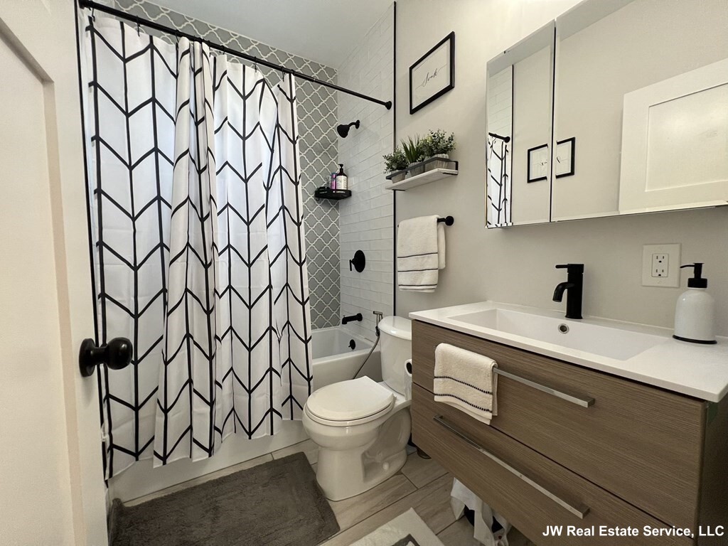 3 bed, 1.5 bath apartment for rent at 849 Cummins Highway Unit 1, Mattapan — photo 14 of 18