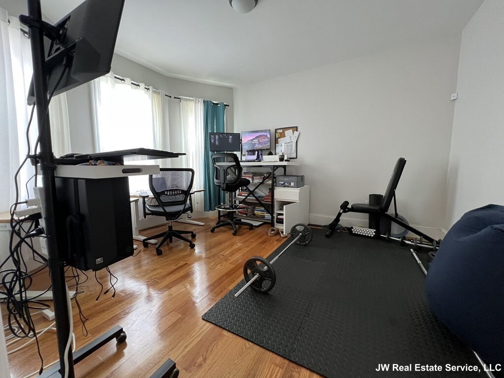 3 bed, 1.5 bath apartment for rent at 849 Cummins Highway Unit 1, Mattapan — photo 8 of 18