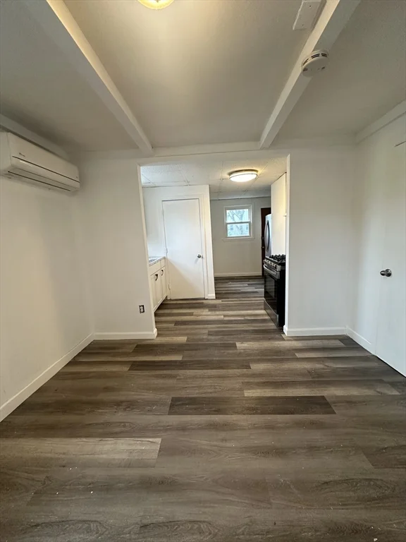 1 bed, 1 bath apartment for rent at 85-87 Lakeview Unit 2, Lowell — photo 2 of 9