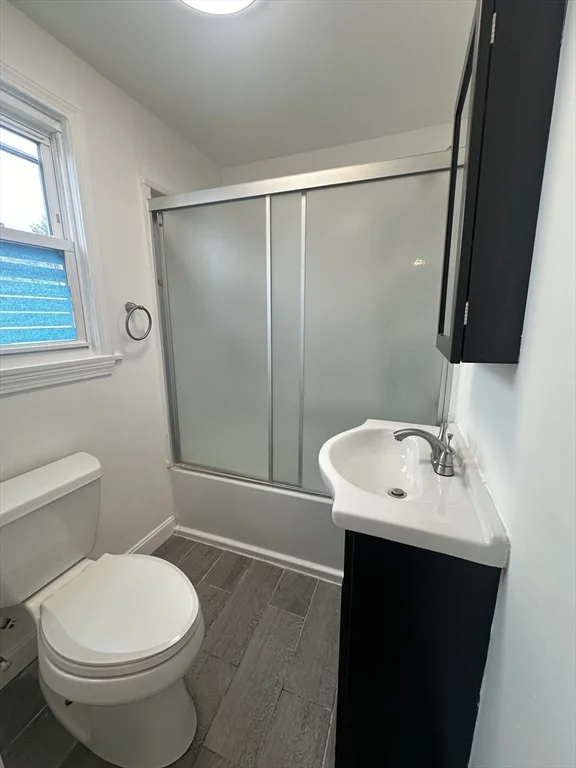 1 bed, 1 bath apartment for rent at 85-87 Lakeview Unit 2, Lowell — photo 9 of 9