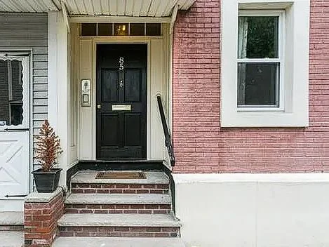 3 bed, 2 bath apartment for rent at 85 Baxter St Unit 2A, South Boston — photo 3 of 4