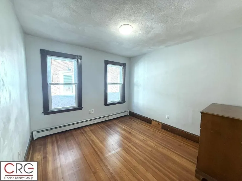 3 bed, 1 bath apartment for rent at 85 Beacon St Unit 3, Ward Two — photo 21 of 25