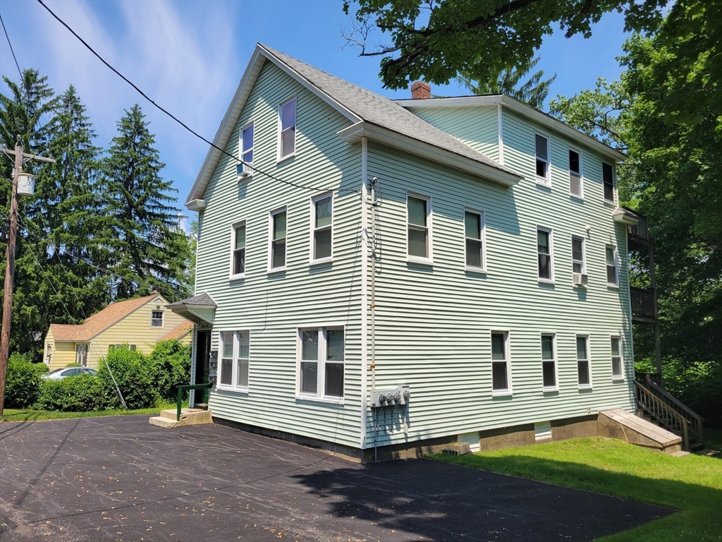 2 bed, 1 bath apartment for rent at 85 Boyce St Unit 2, Auburn — photo 2 of 21