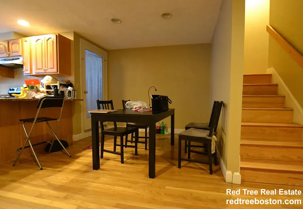 3 bed, 2 bath apartment for rent at 85 Brainerd Rd Unit 1, Brighton — photo 2 of 23
