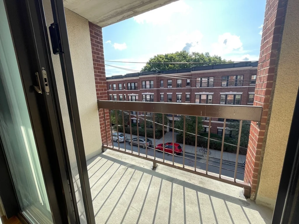 2 bed, 2 bath apartment for rent at 85 Brainerd Rd Unit 302, Allston — photo 18 of 29