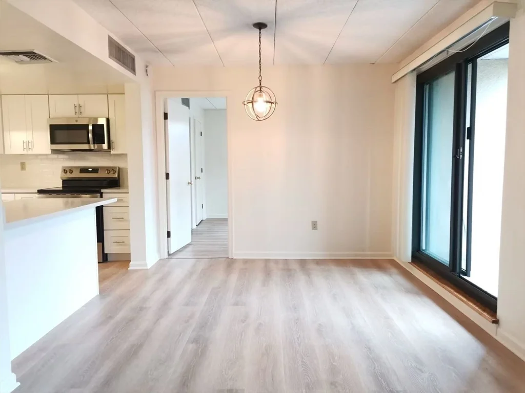 2 bed, 2 bath apartment for rent at 85 Brainerd Rd Unit 302, Allston — photo 4 of 29