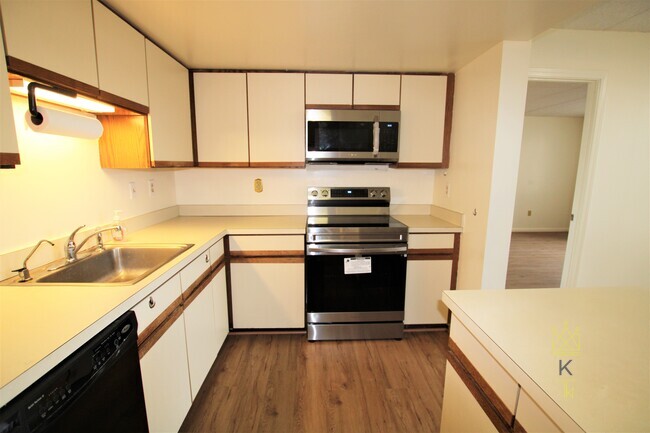 2 bed, 2 bath apartment for rent at 85 Brainerd Rd Unit 303, Brighton — photo 2 of 15