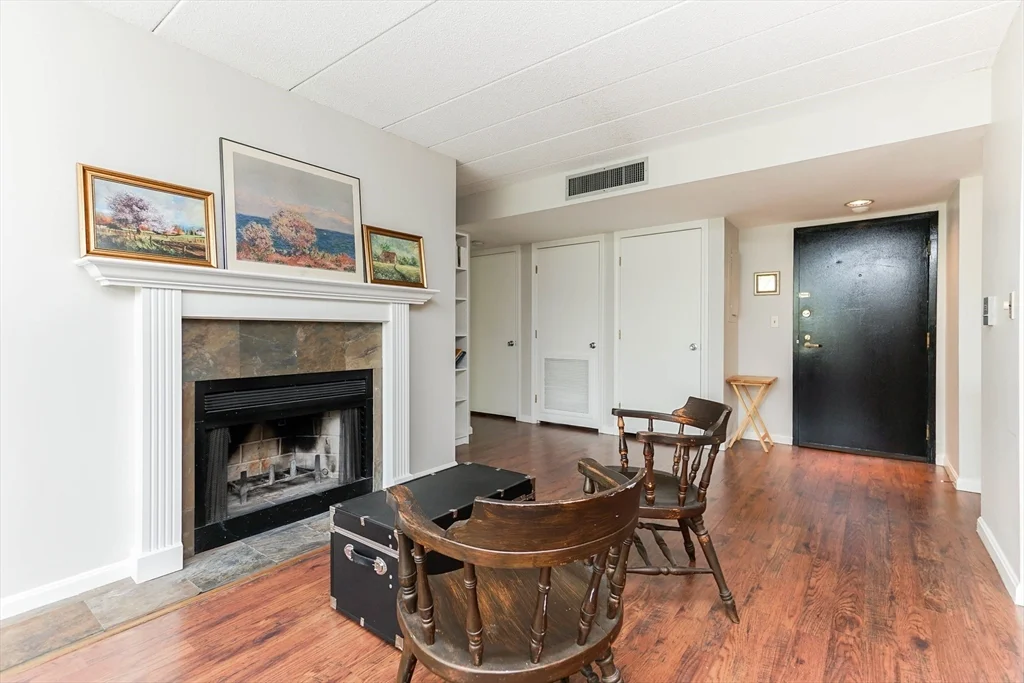2 bed, 2 bath apartment for rent at 85 Brainerd Rd Unit 403, Allston — photo 4 of 16