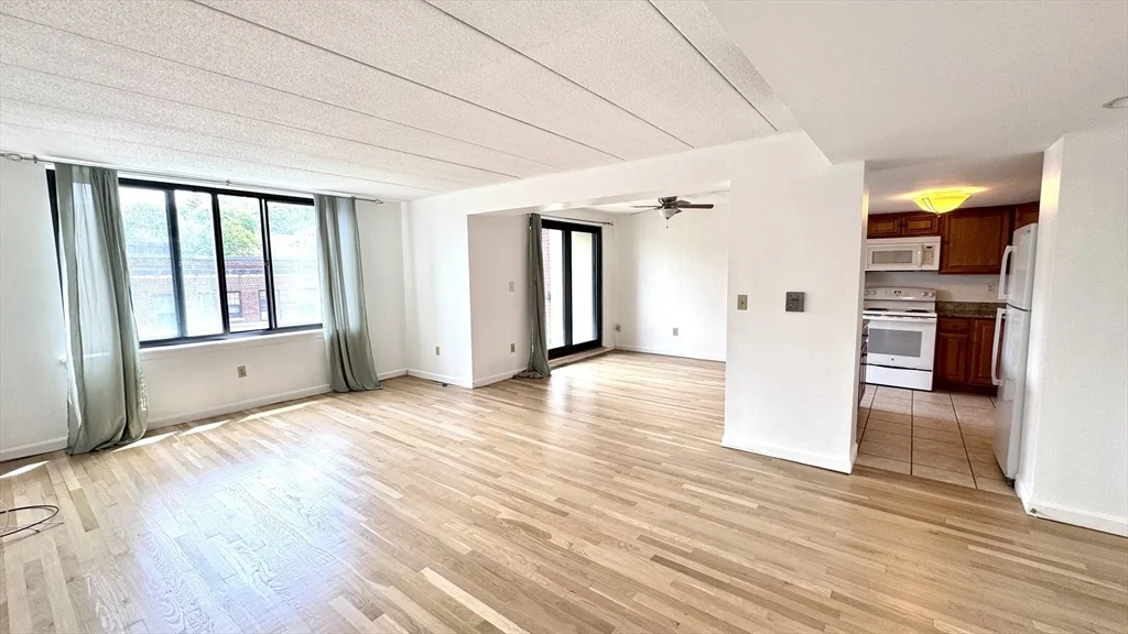 2 bed, 2 bath apartment for rent at 85 Brainerd Rd Unit 404, Allston — photo 4 of 15