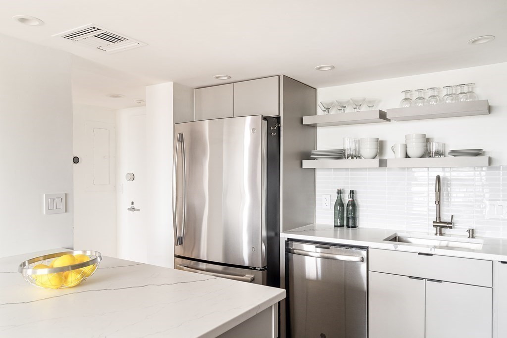 2 bed, 2 bath apartment for rent at 85 Brainerd Rd Unit Apt 607, Allston — photo 3 of 24