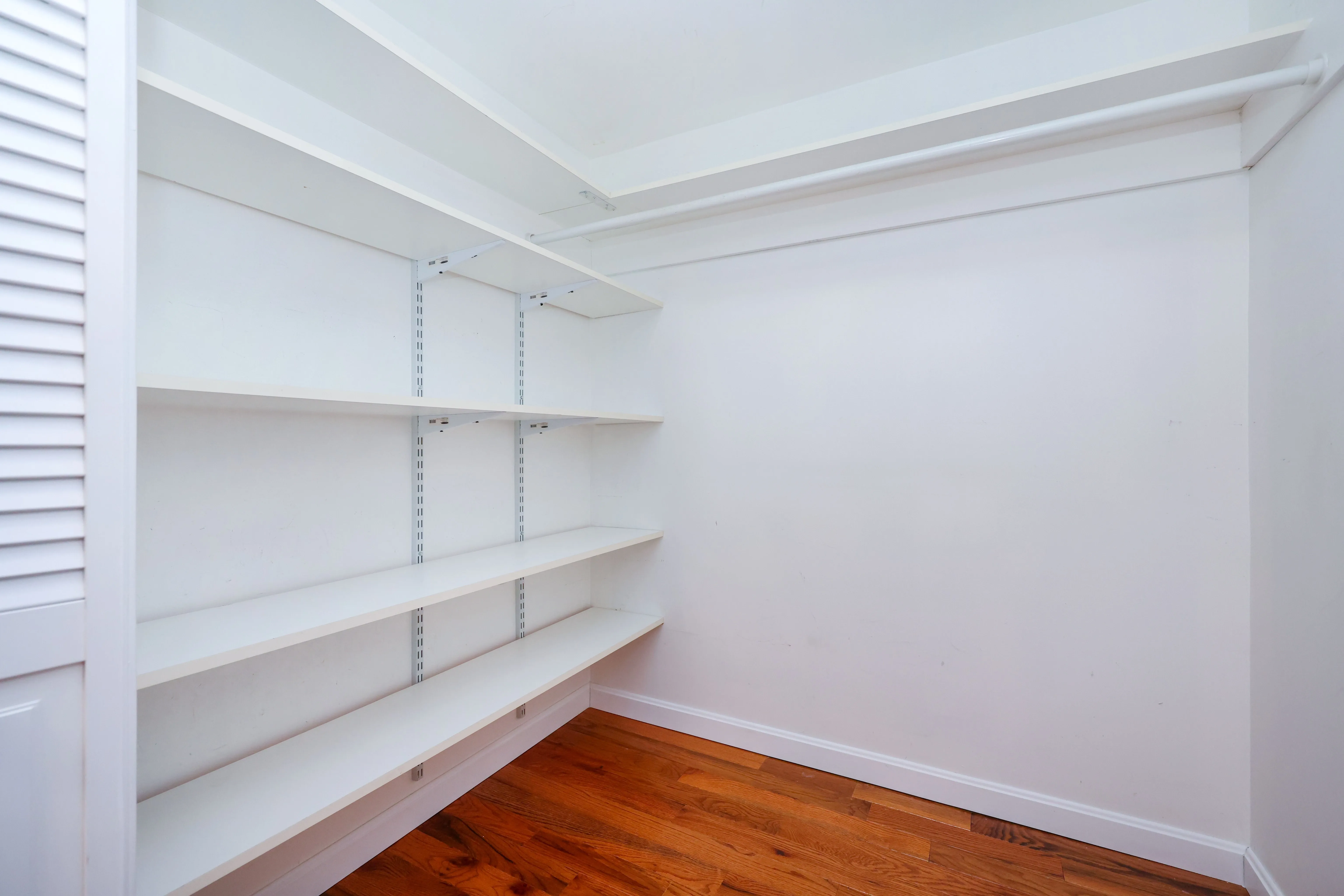 4 bed, 3.5 bath apartment for rent at 85 Brainerd Rd Unit T8, Brighton — photo 7 of 29